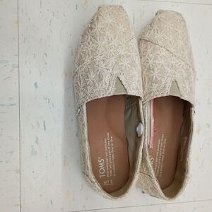 TOMS Women's Cream Crochet Slip-On Espadrilles